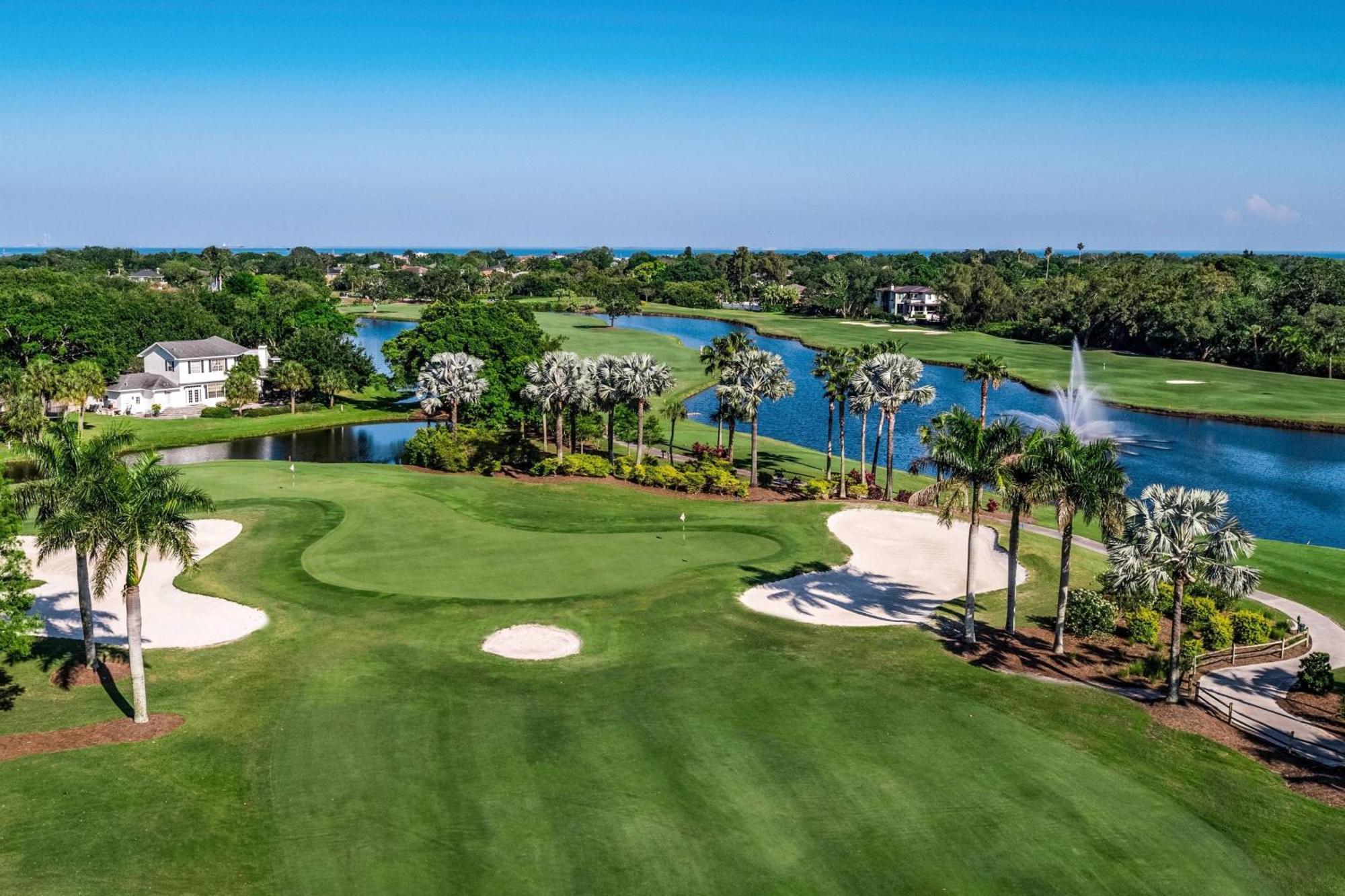 The Vinoy Resort & Golf Club, Autograph Collection Sint-Petersburg Buitenkant foto