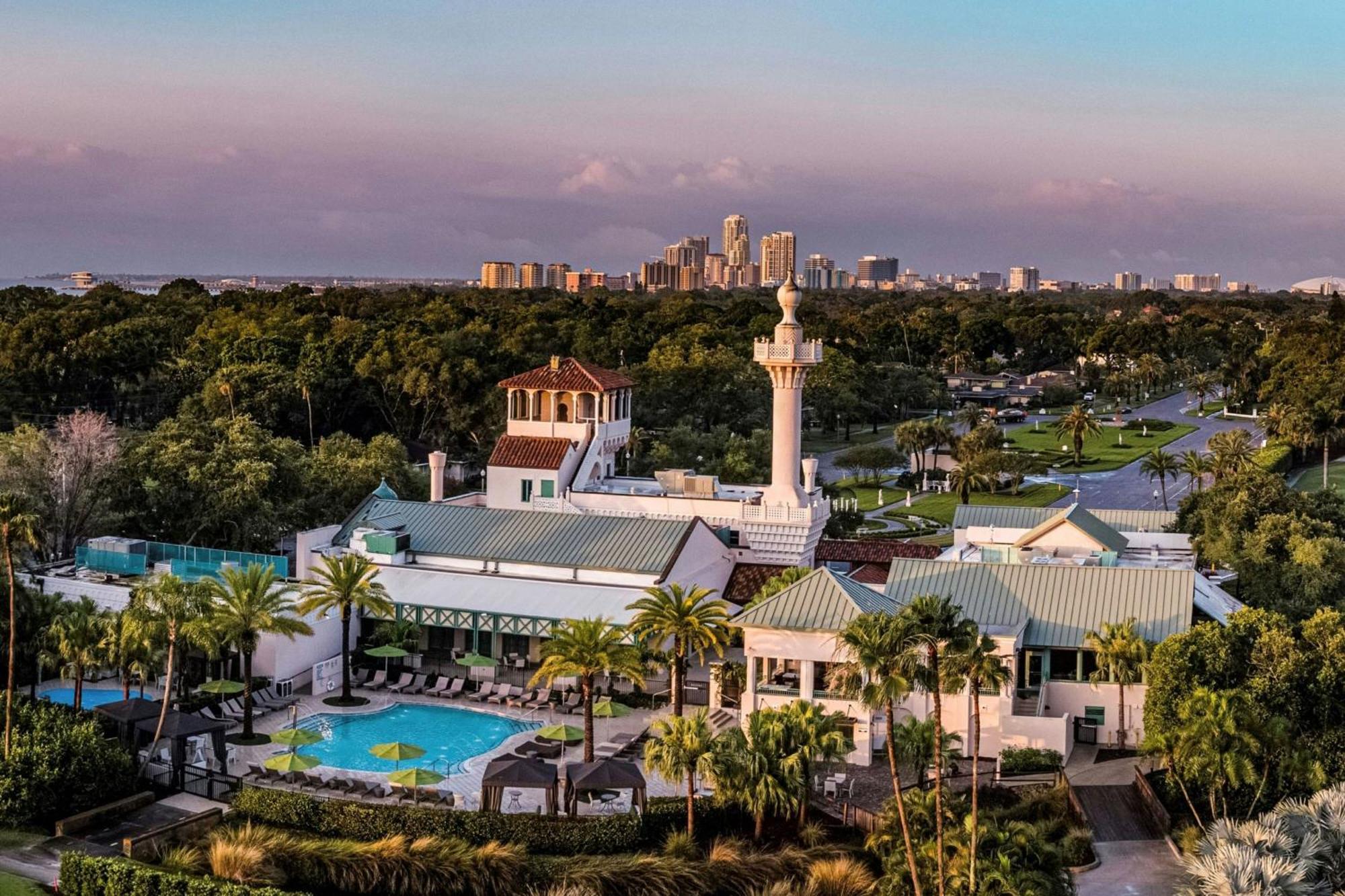 The Vinoy Resort & Golf Club, Autograph Collection Sint-Petersburg Buitenkant foto